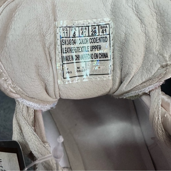 NIB Skechers Premium Heritage D'Lites 3.0 Air Sparkling Lady Butterfly Limited - Picture 15 of 15